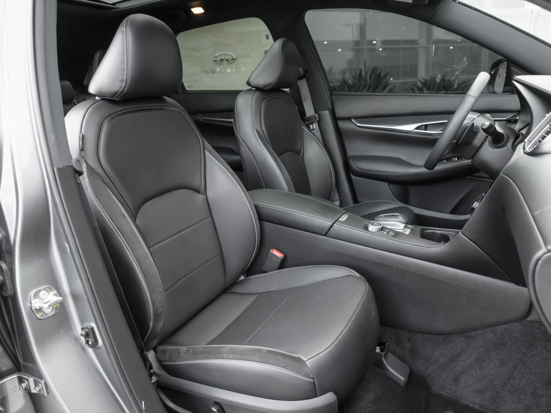 Certified 2024 INFINITI QX50 Sport FWD image 40