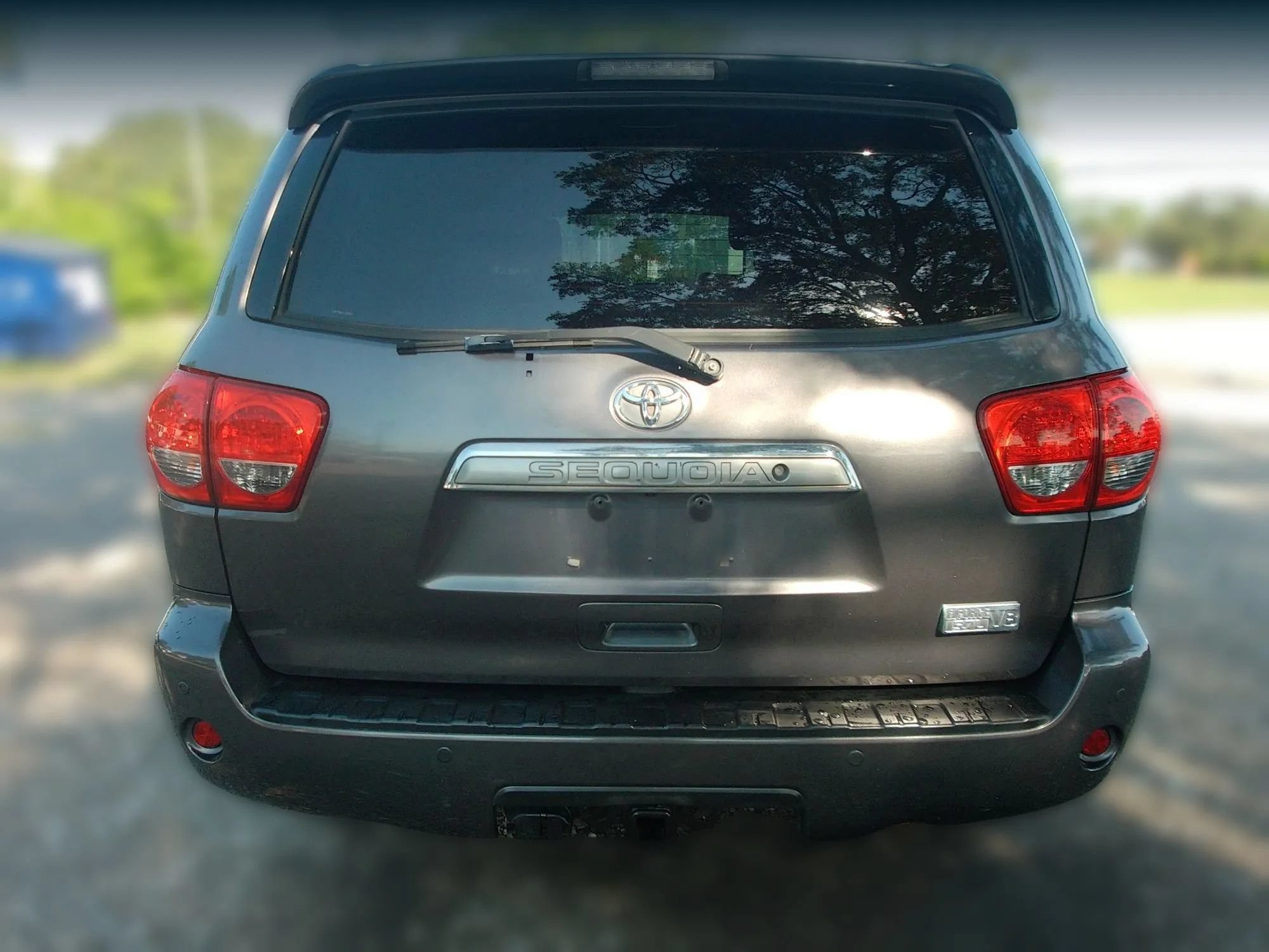 Used 2014 Toyota Sequoia Limited RWD image 7