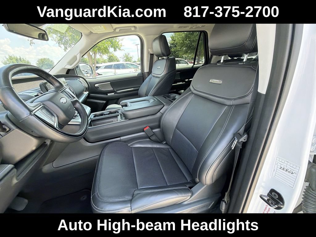 Used 2025 Ford Expedition Platinum AWD/4WD image 15