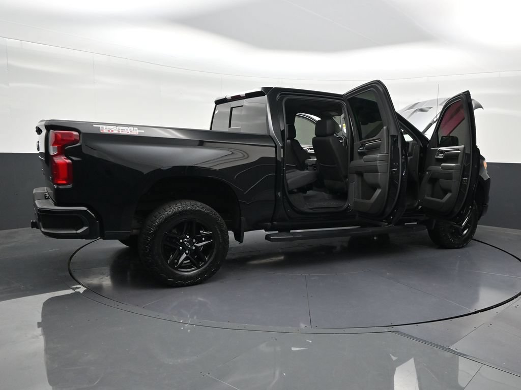 Used 2024 Chevrolet Silverado 1500 LT Trail Boss w/ LT Trail Boss Premium Package AWD/4WD image 31