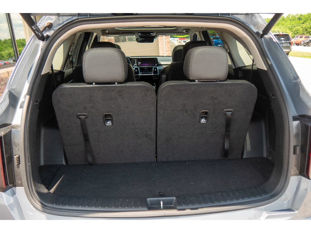 Used 2023 Kia Sorento SX AWD/4WD image 33