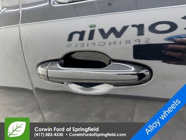 Used 2019 Toyota Tacoma TRD Off-Road image 7