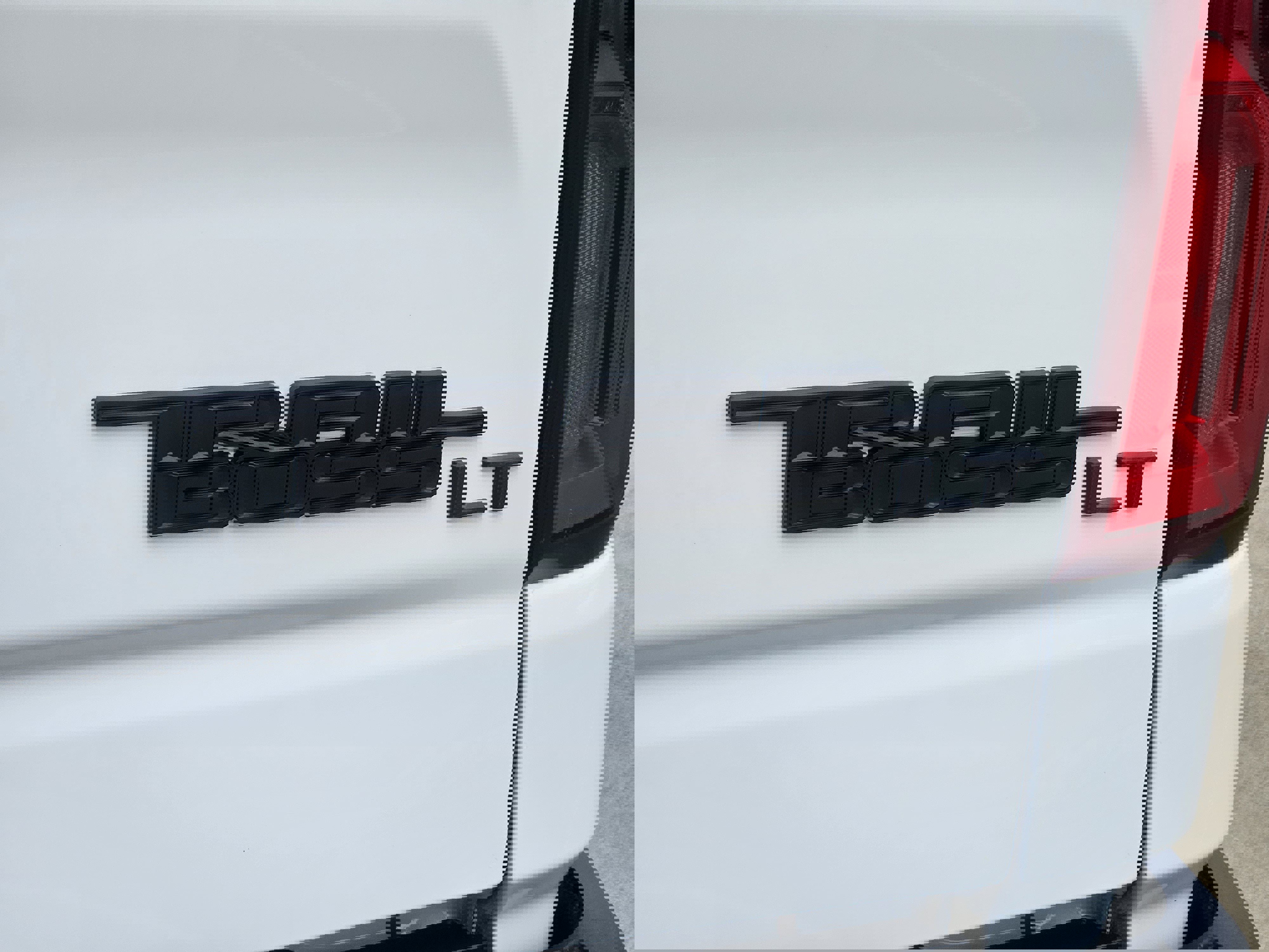 Used 2021 Chevrolet Silverado 1500 LT Trail Boss w/ Convenience Package II image 8