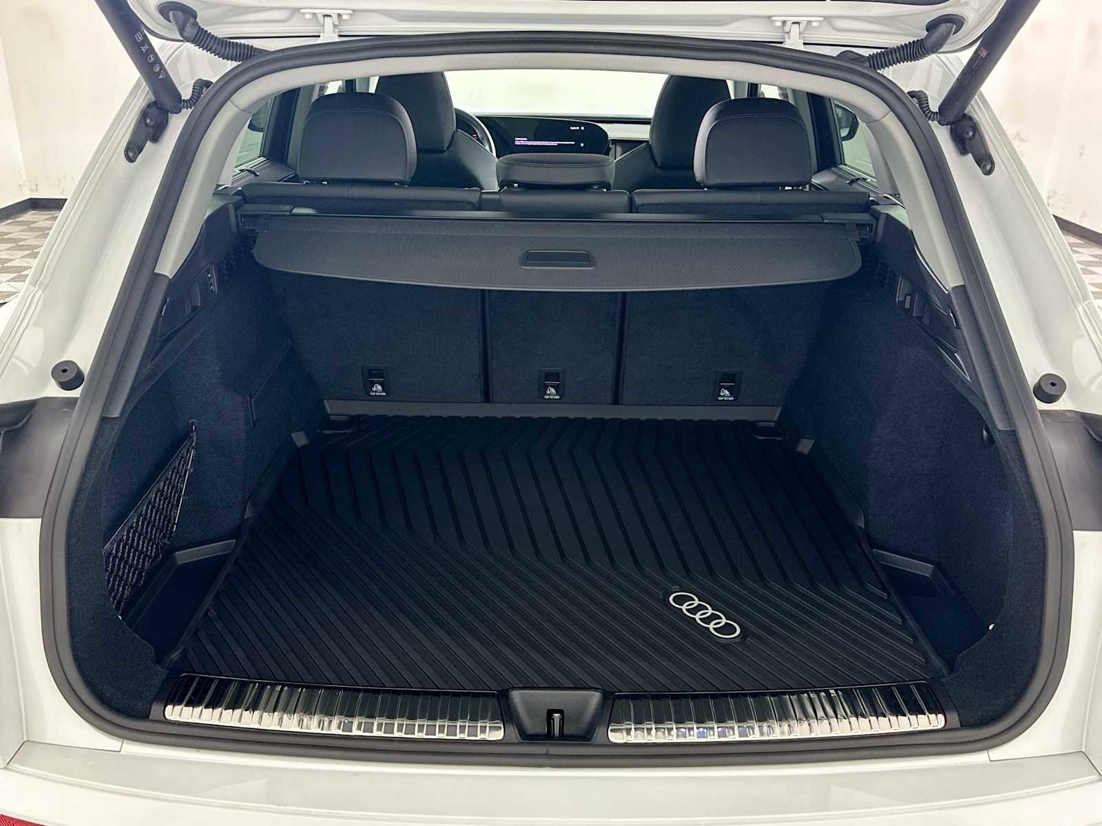 New 2025 Audi Q5 Prestige image 24