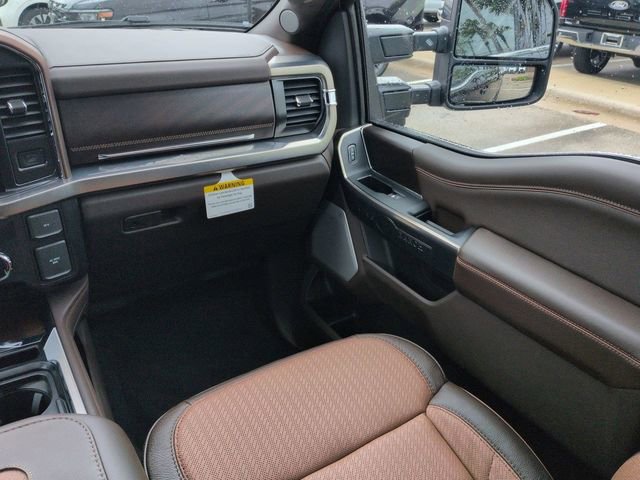 New 2026 Ford F350 4x4 Crew Cab Super Duty image 17