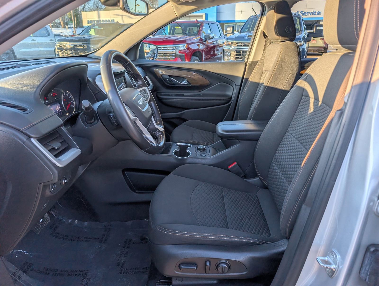 Used 2020 GMC Terrain SLE w/ Driver Convenience Package image 17