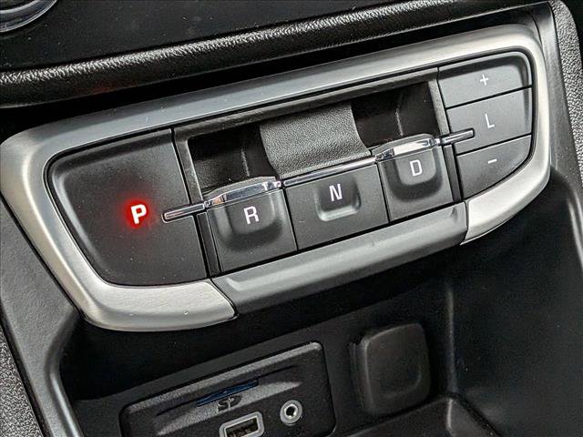 Used 2024 GMC Terrain SLT image 12