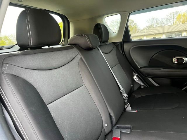 Used 2017 Kia Soul image 19