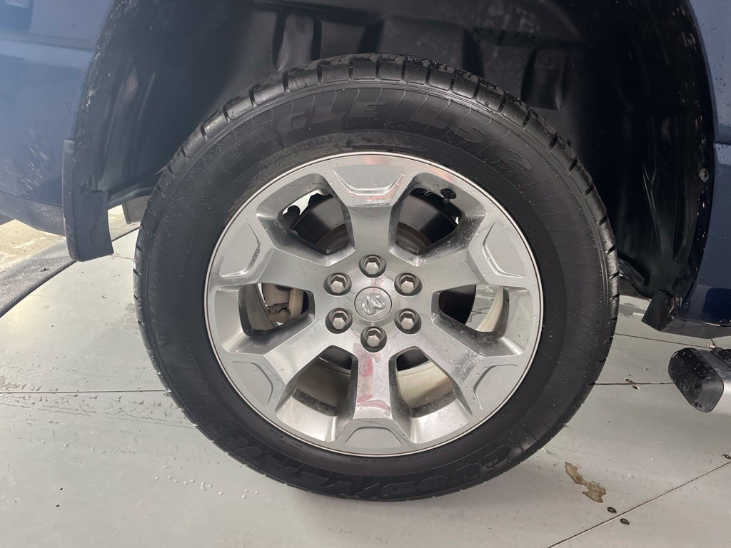 Used 2019 RAM 1500 Big Horn AWD/4WD image 16