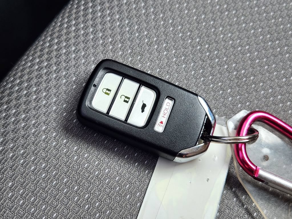 Used 2017 Honda HR-V EX image 28