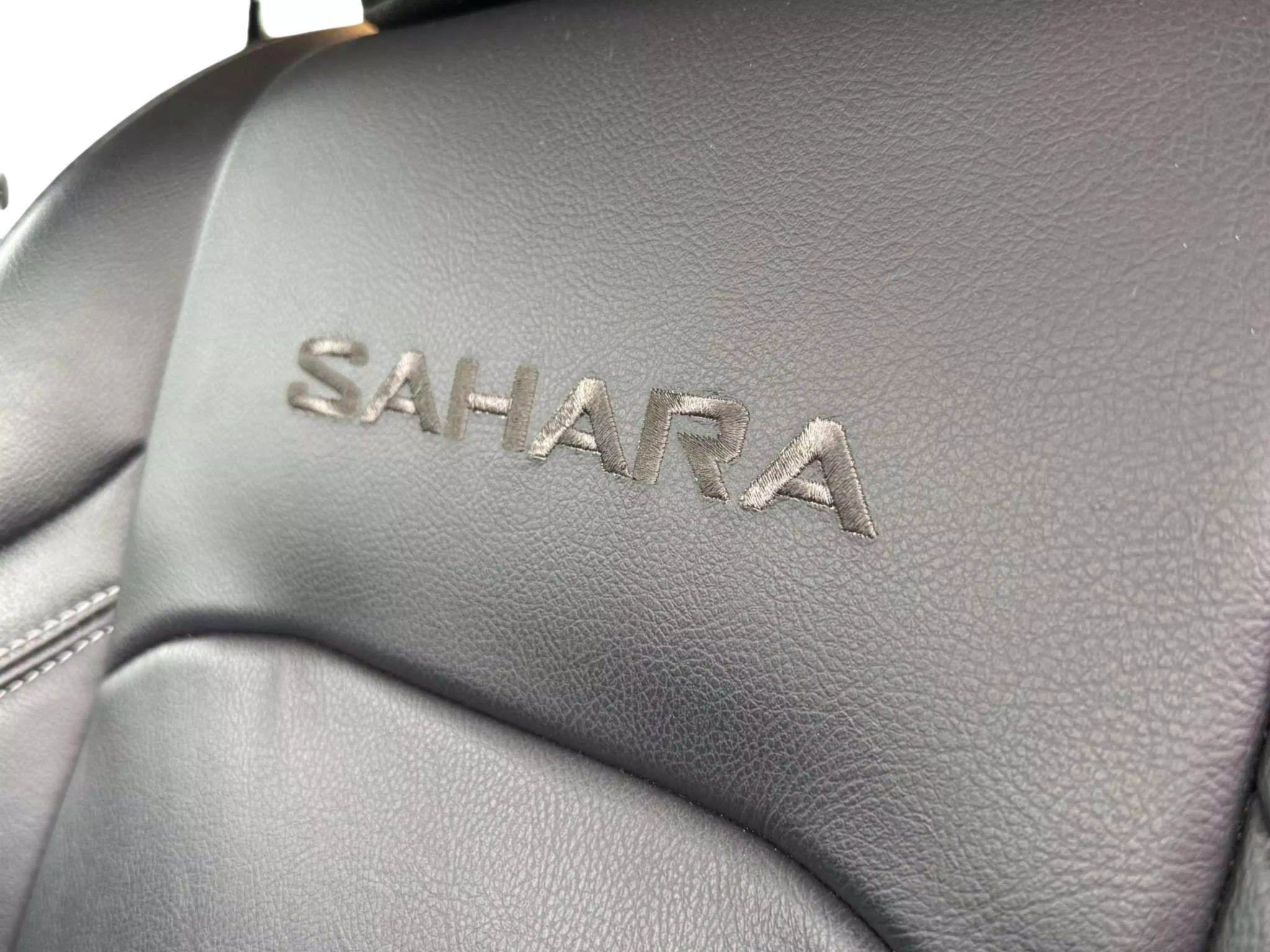 Used 2023 Jeep Wrangler Unlimited Sahara image 30