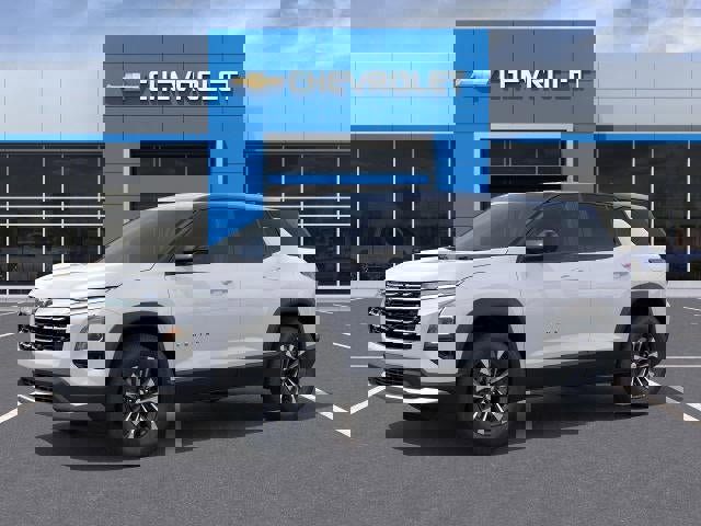 New 2026 Chevrolet Equinox LT w/ Convenience Package II image 2