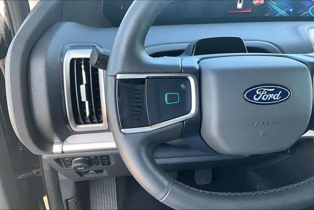 Used 2025 Ford Expedition Max Active image 11