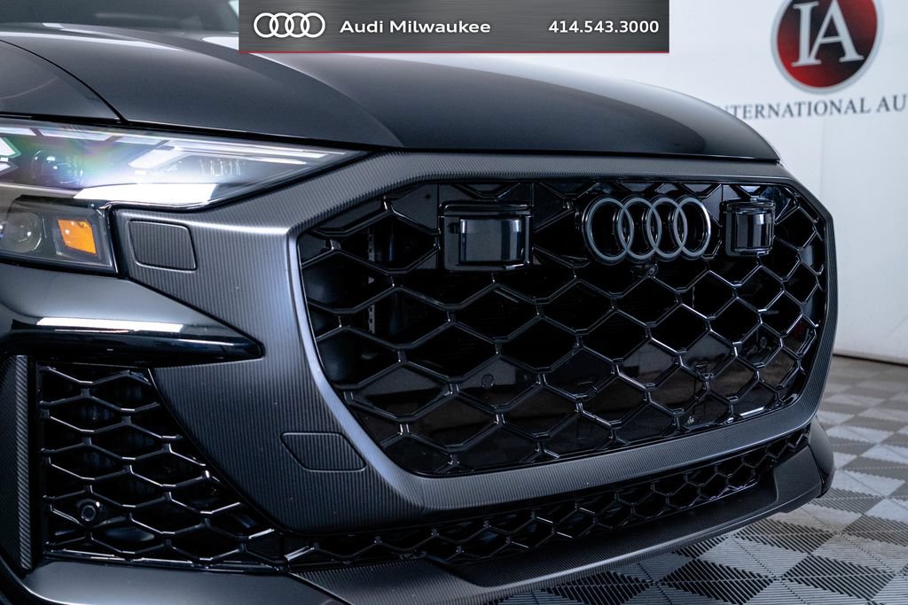 Used 2025 Audi RS Q8 performance w/ Matte Carbon Package AWD/4WD image 15