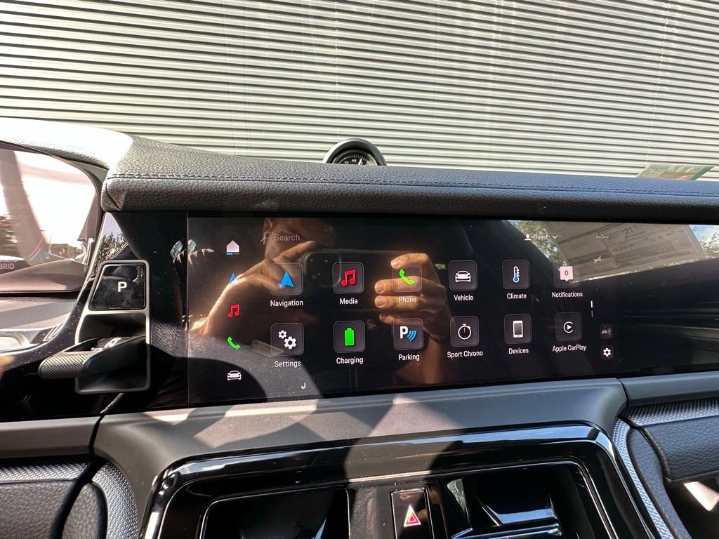 Used 2025 Porsche Panamera 4 image 24