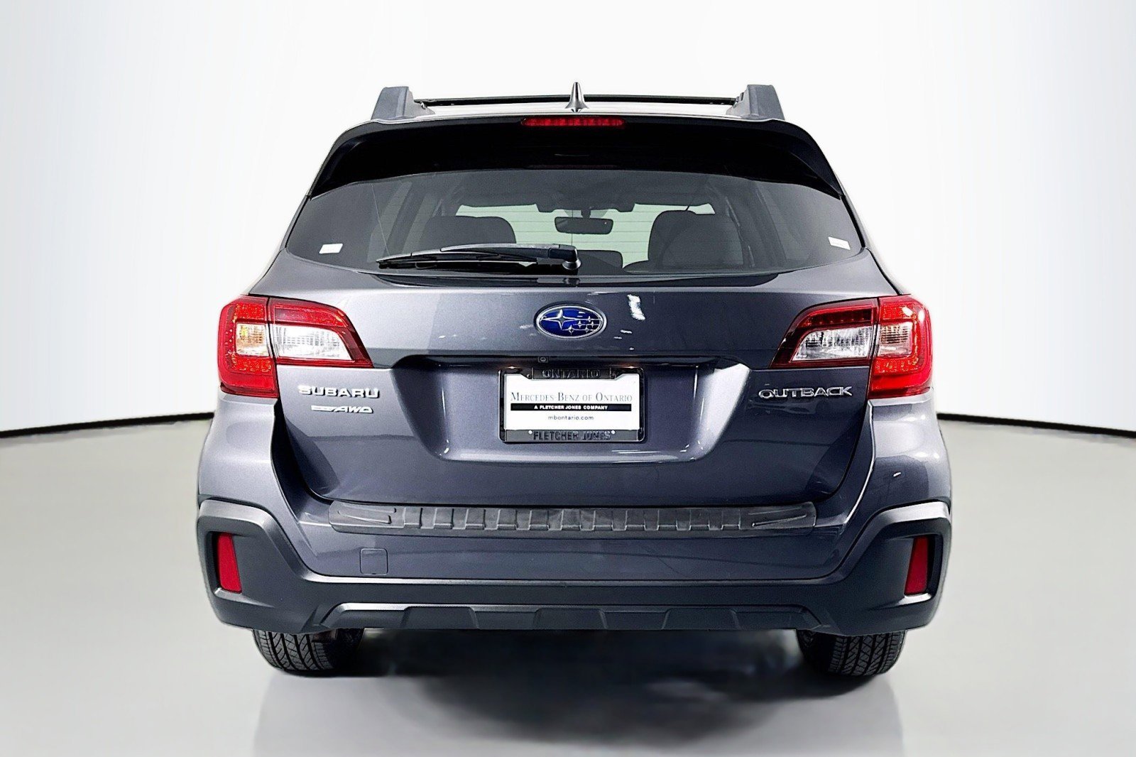 Used 2019 Subaru Outback 2.5i Limited w/ Popular Package #2 image 3