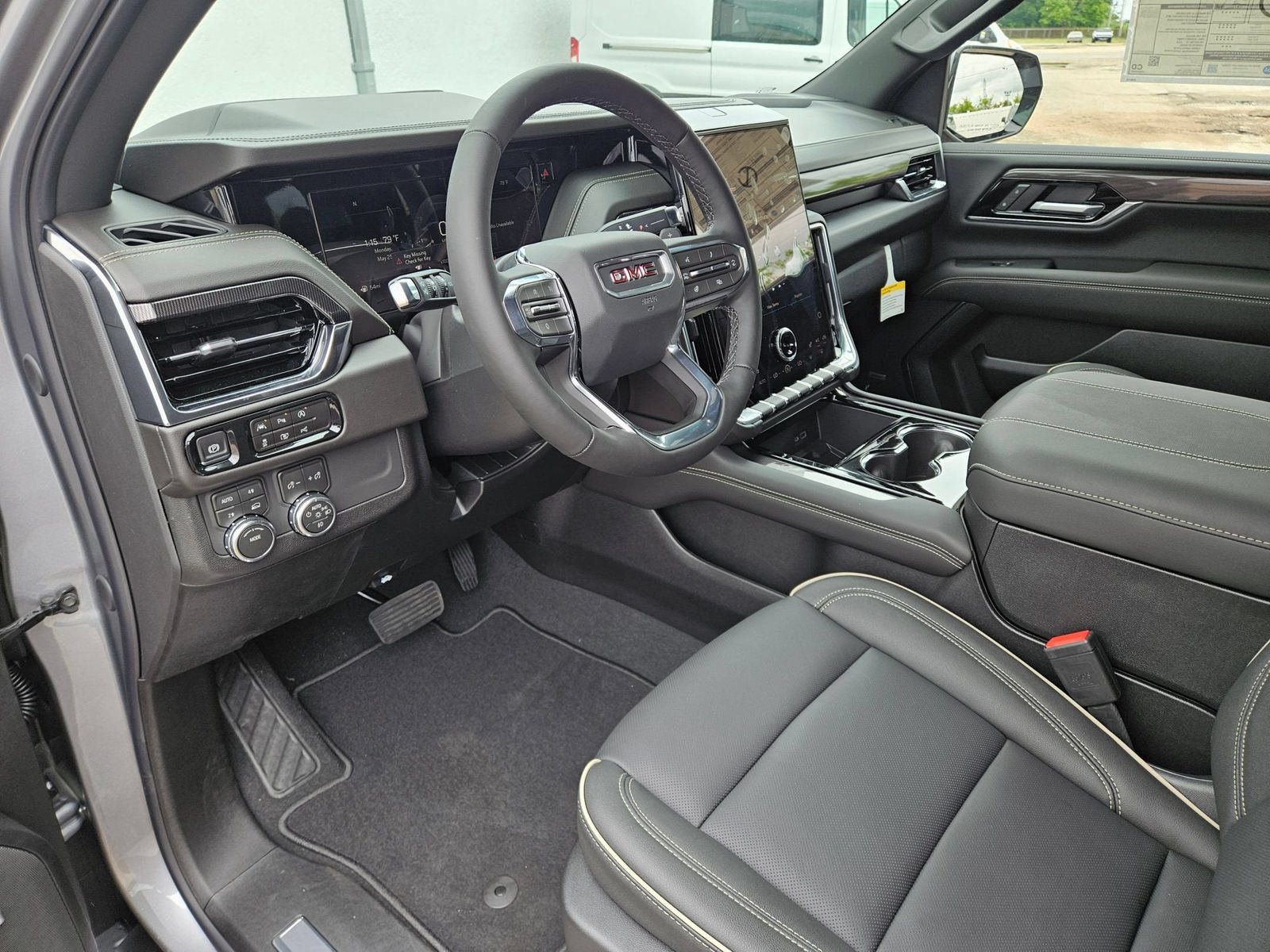 New 2026 GMC Yukon Elevation AWD/4WD image 10