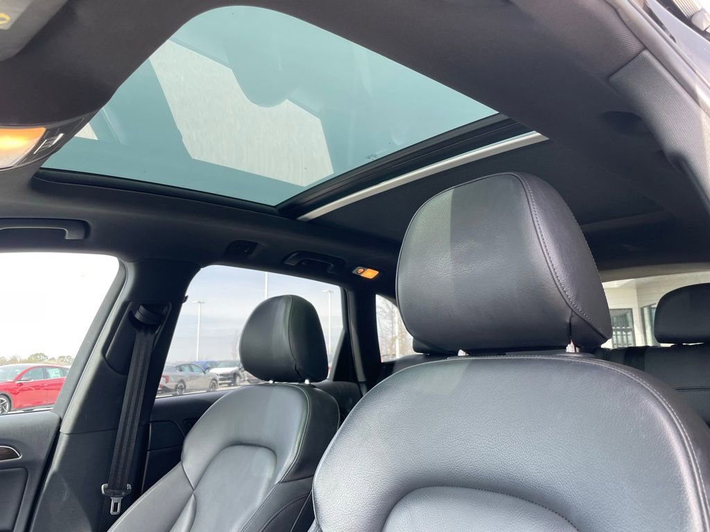 Used 2016 Audi Q5 3.0T Prestige image 16