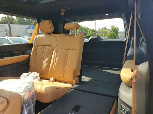 New 2026 Jeep Grand Wagoneer L Summit AWD/4WD image 13
