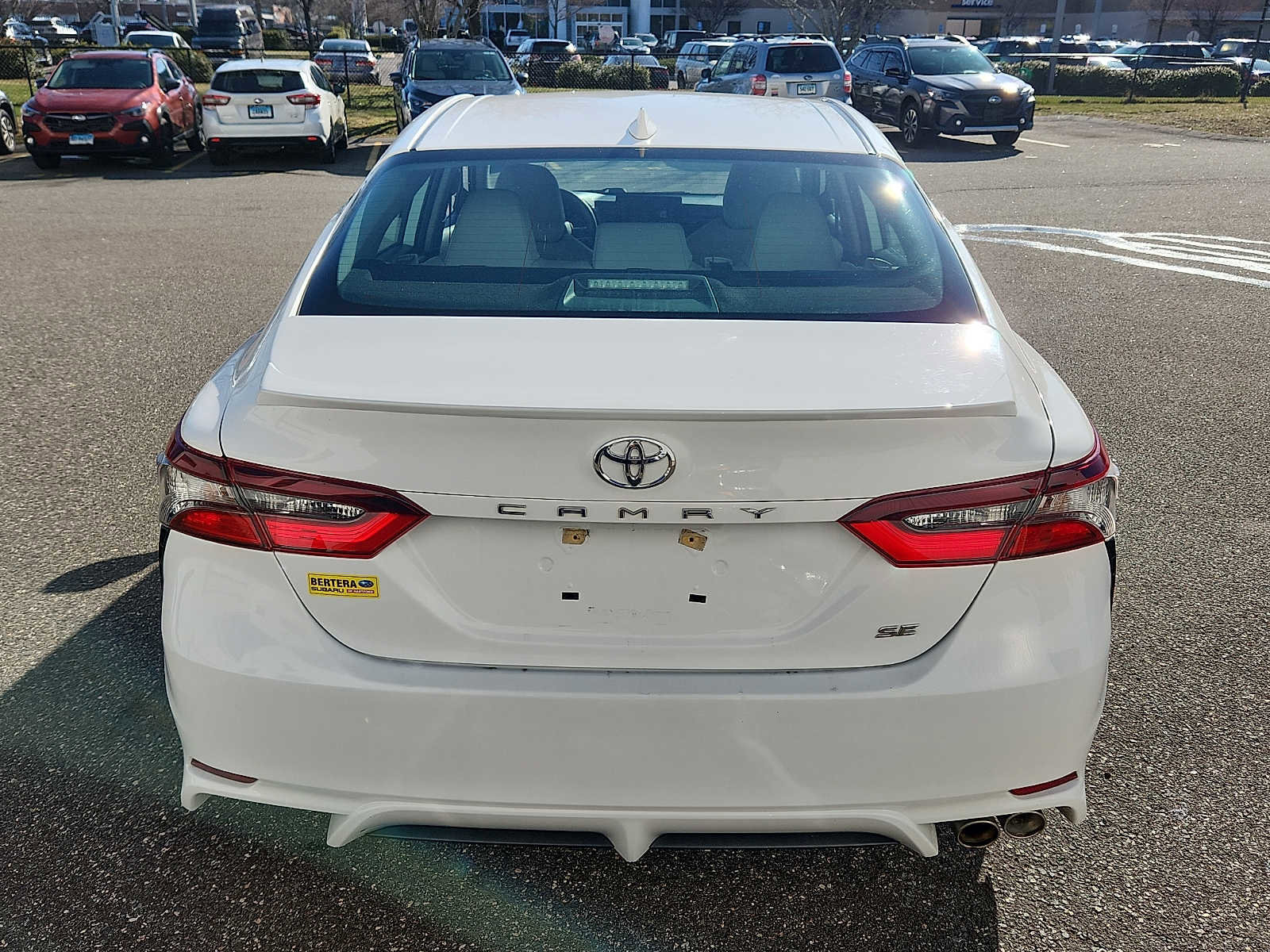 Used 2021 Toyota Camry SE image 5