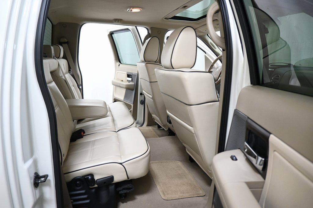 Used 2006 Lincoln Mark LT 4x4 image 22