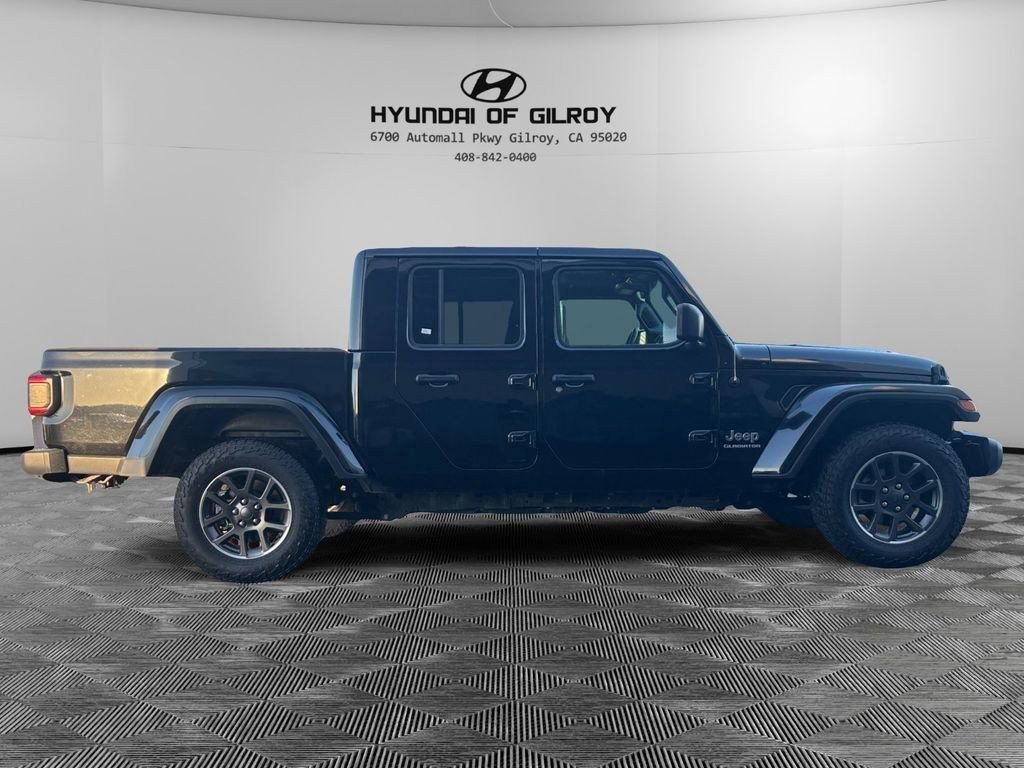 Used 2021 Jeep Gladiator Overland image 3