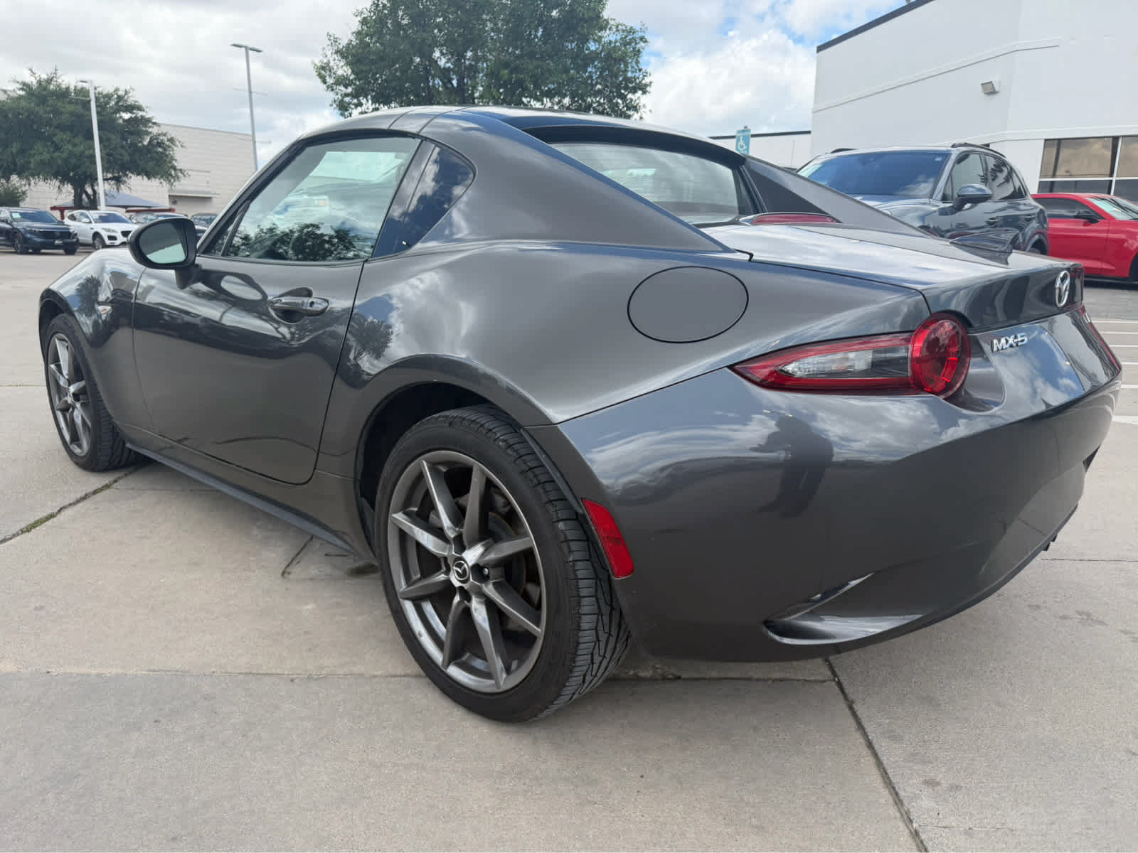 Used 2017 MAZDA MX-5 Miata RF Grand Touring RWD image 3