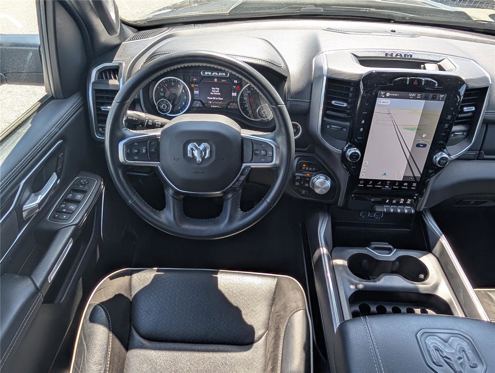 Used 2023 RAM 1500 Laramie AWD/4WD image 18
