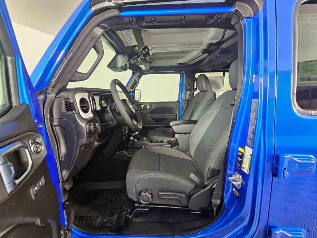 New 2026 Jeep Gladiator Mojave AWD/4WD image 18