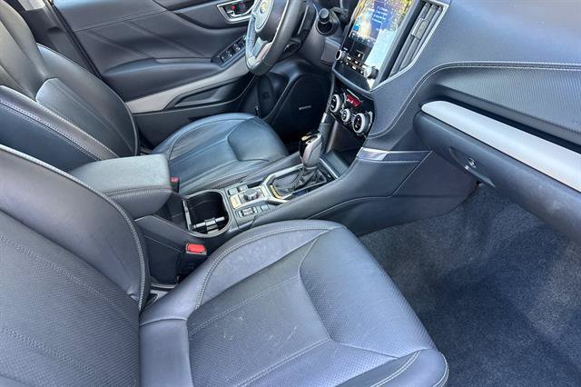 Used 2024 Subaru Forester Limited AWD/4WD image 17