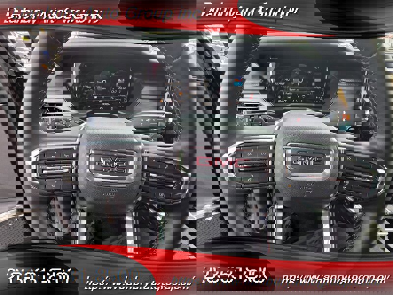 Used 2025 GMC Acadia Elevation image 11