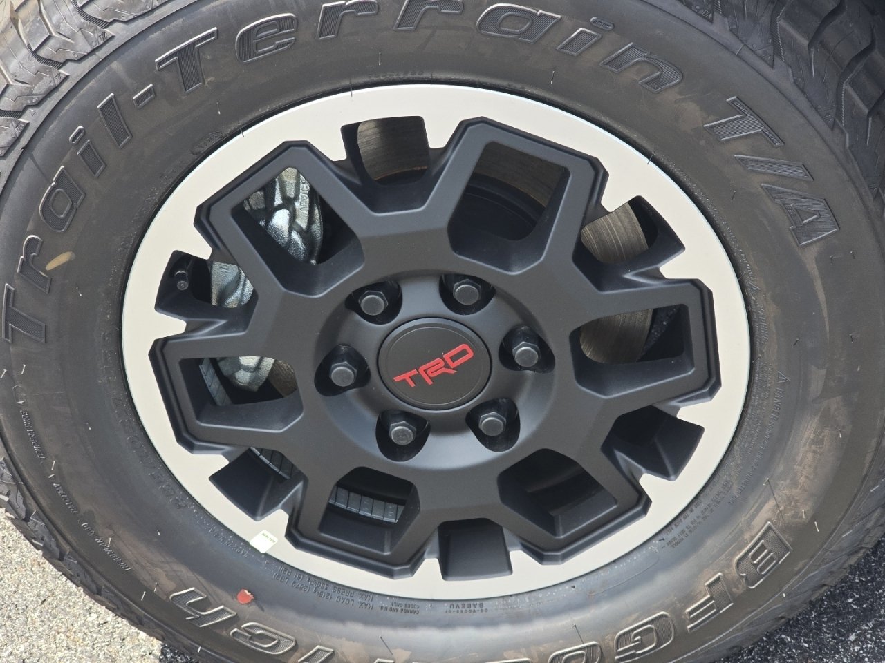 New 2026 Toyota Tacoma TRD Off-Road AWD/4WD image 10