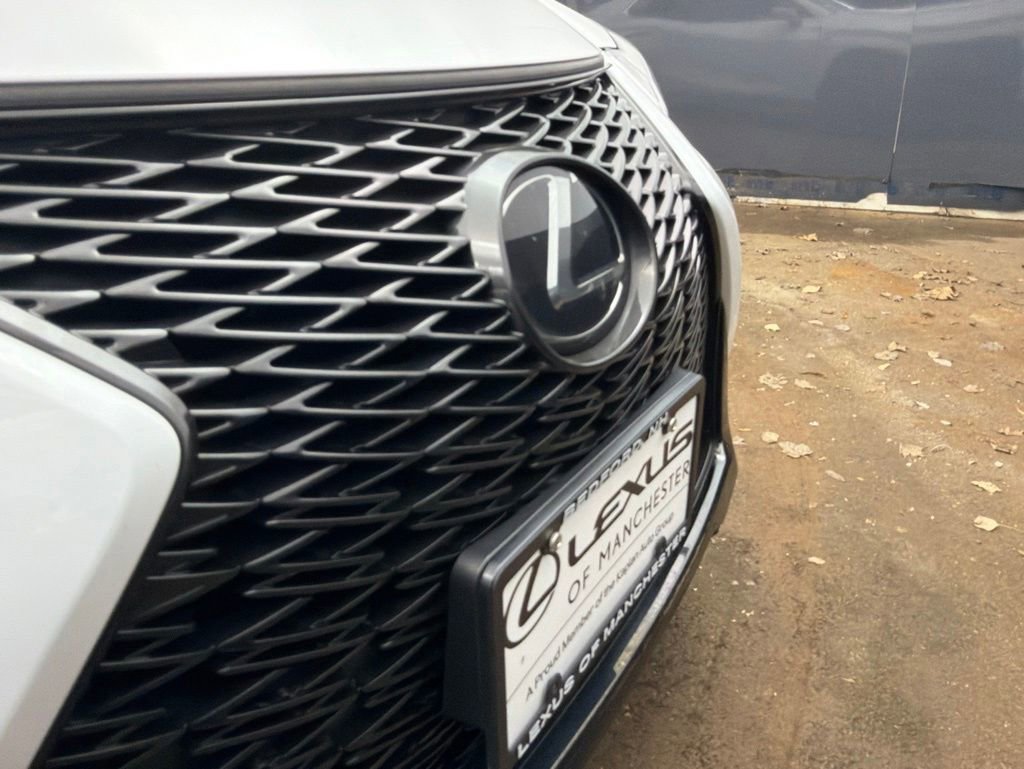 Used 2023 Lexus UX 250h F Sport w/ Accessory Package (Z2) AWD/4WD image 31