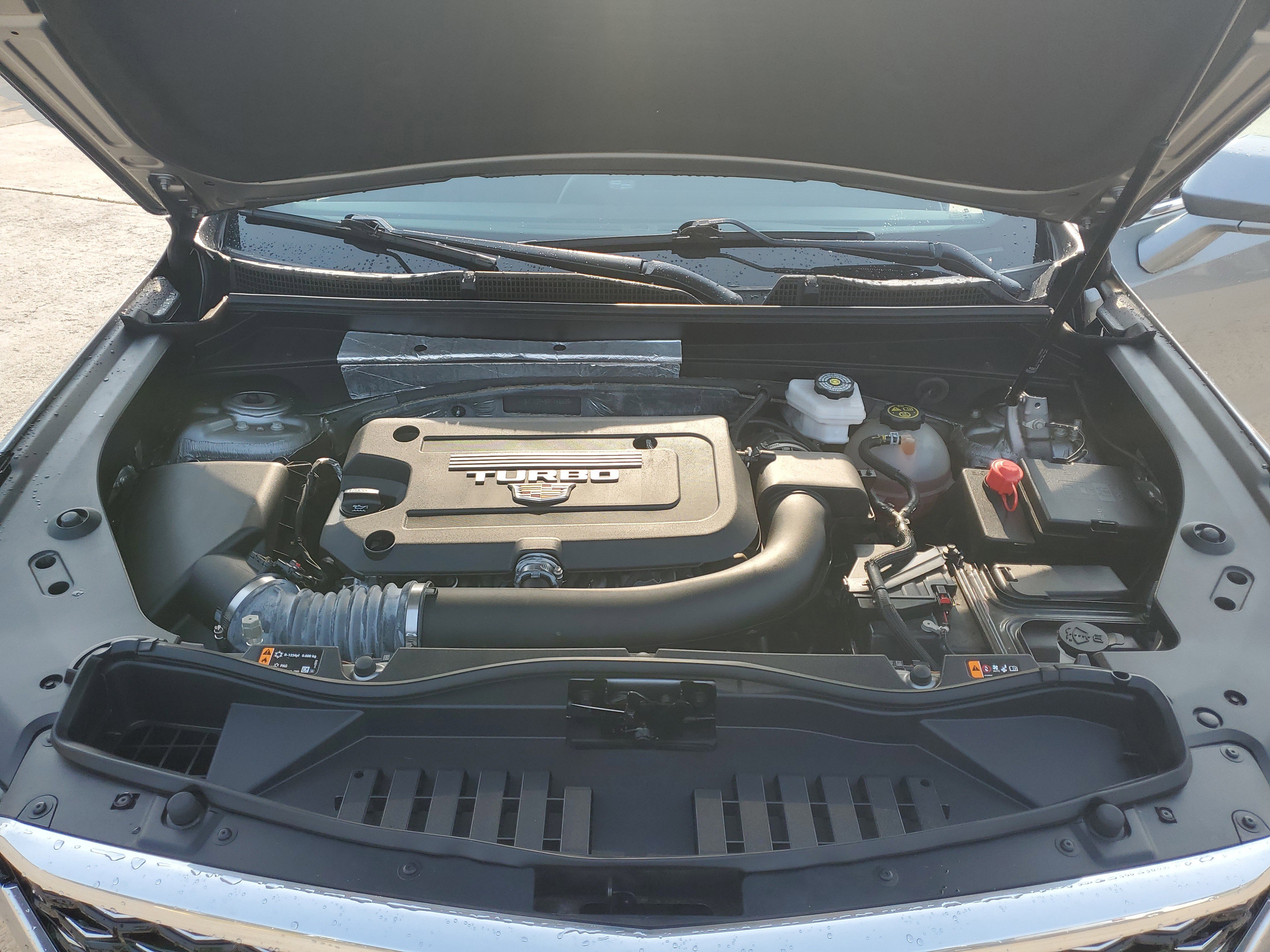 Used 2024 Cadillac XT4 Premium Luxury image 28