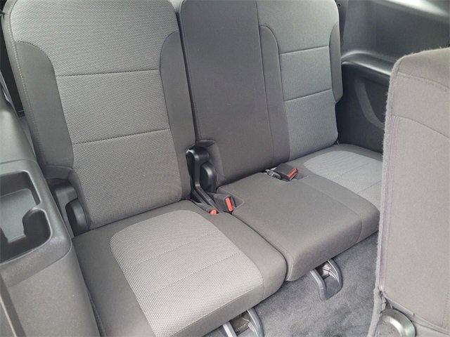 Used 2023 Chevrolet Traverse LT image 14