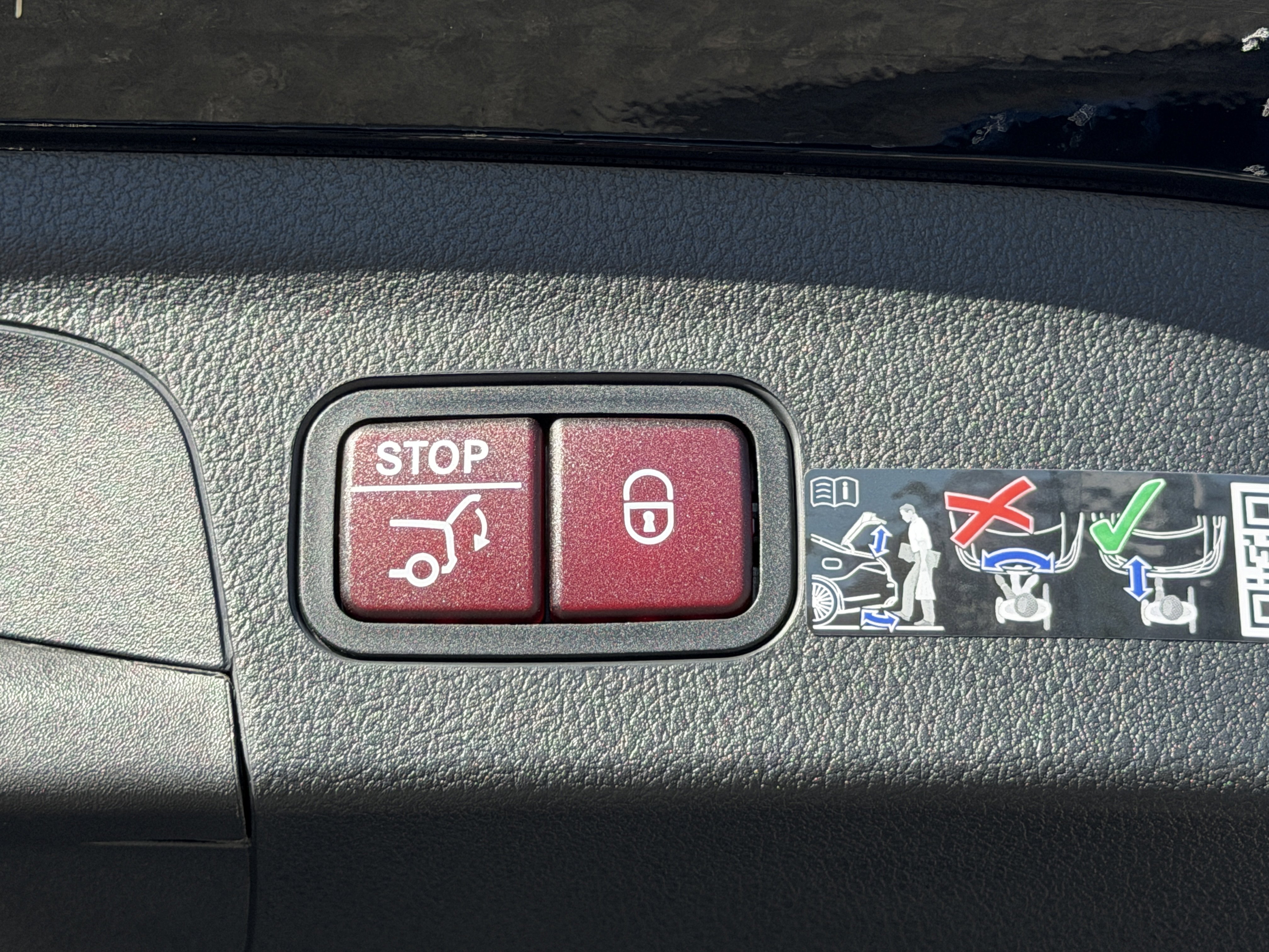 New 2026 Mercedes-Benz GLE 450 4MATIC image 14