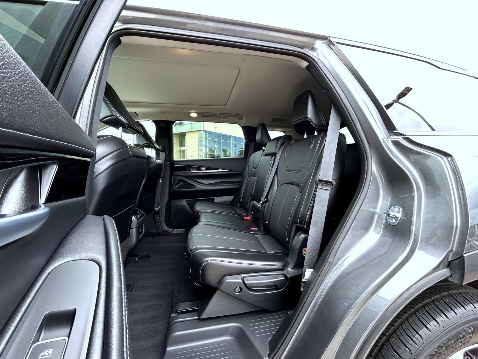Certified 2025 INFINITI QX60 Pure AWD/4WD image 21