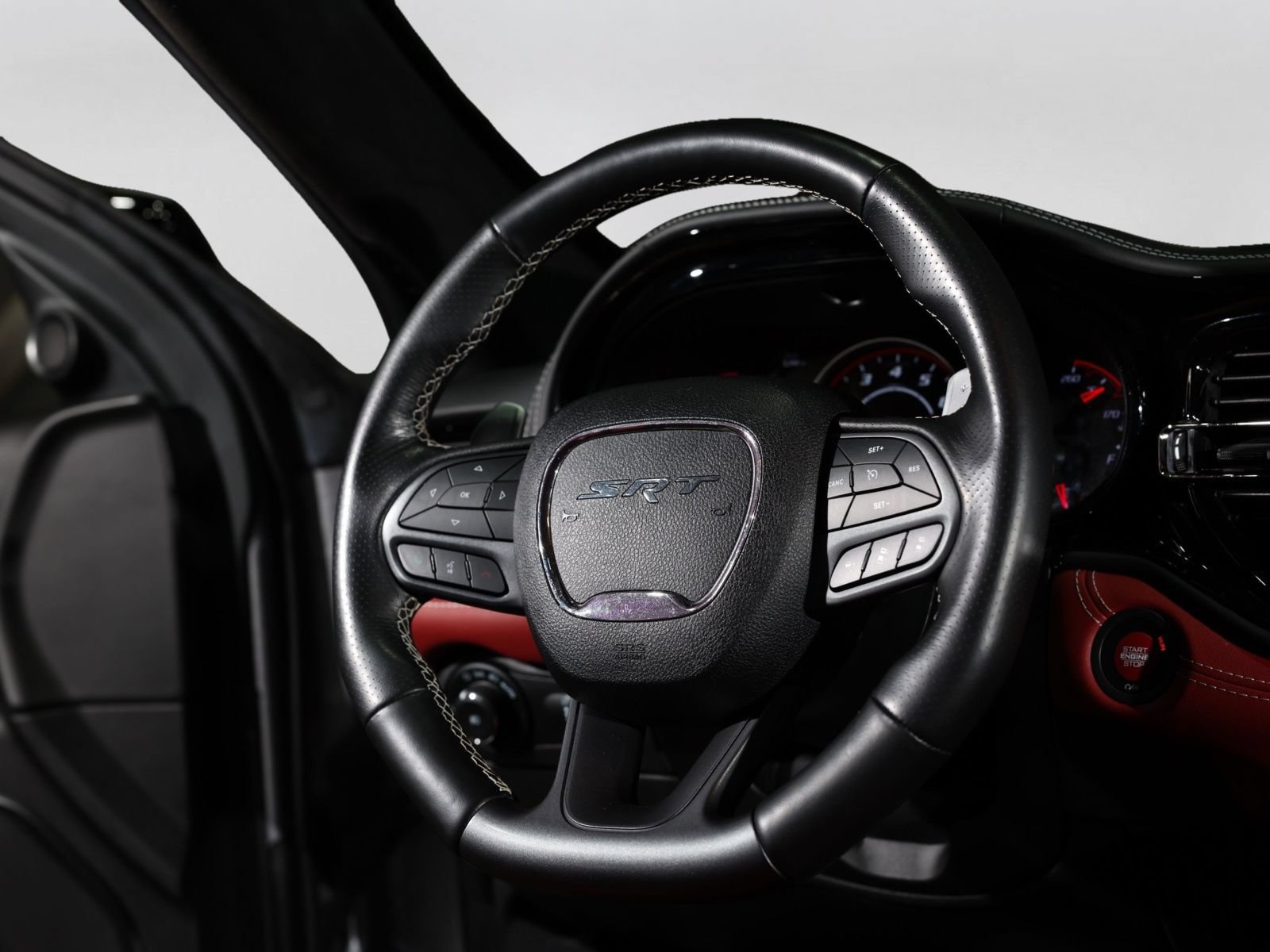 Used 2021 Dodge Durango SRT w/ Premium Interior Group AWD/4WD image 24