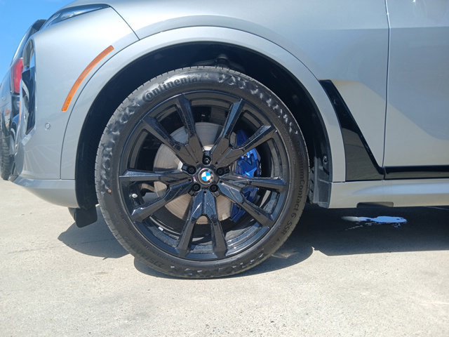 New 2027 BMW X7 M60i AWD/4WD image 5