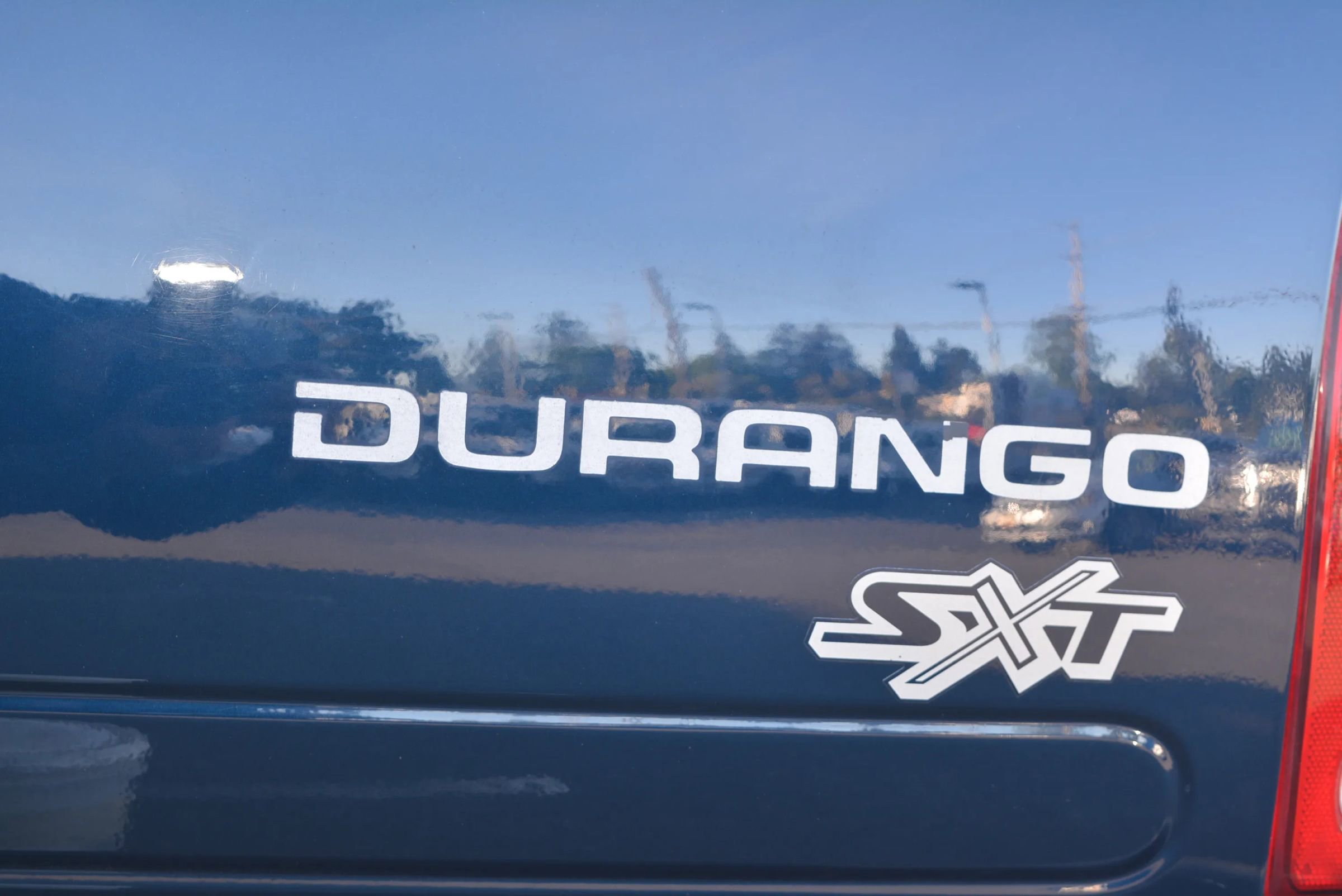 Used 2003 Dodge Durango Sport image 10