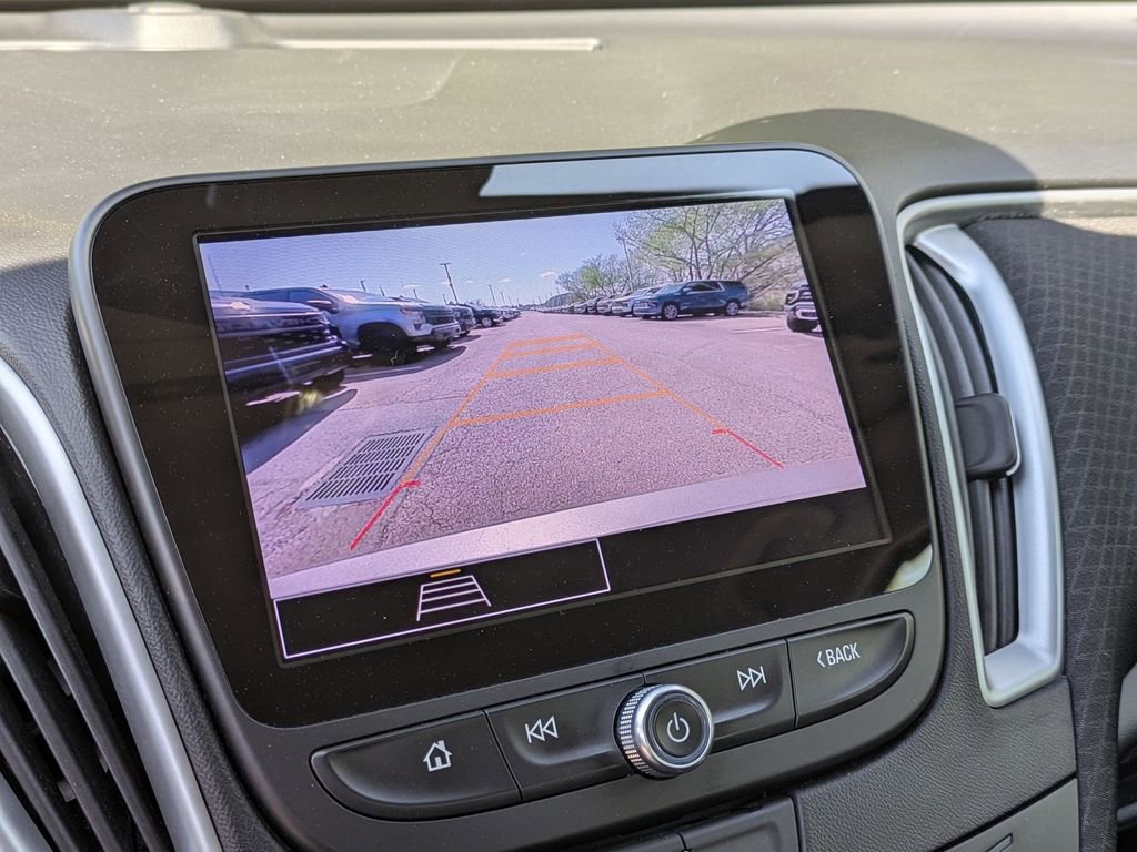 Used 2024 Chevrolet Malibu LT image 19