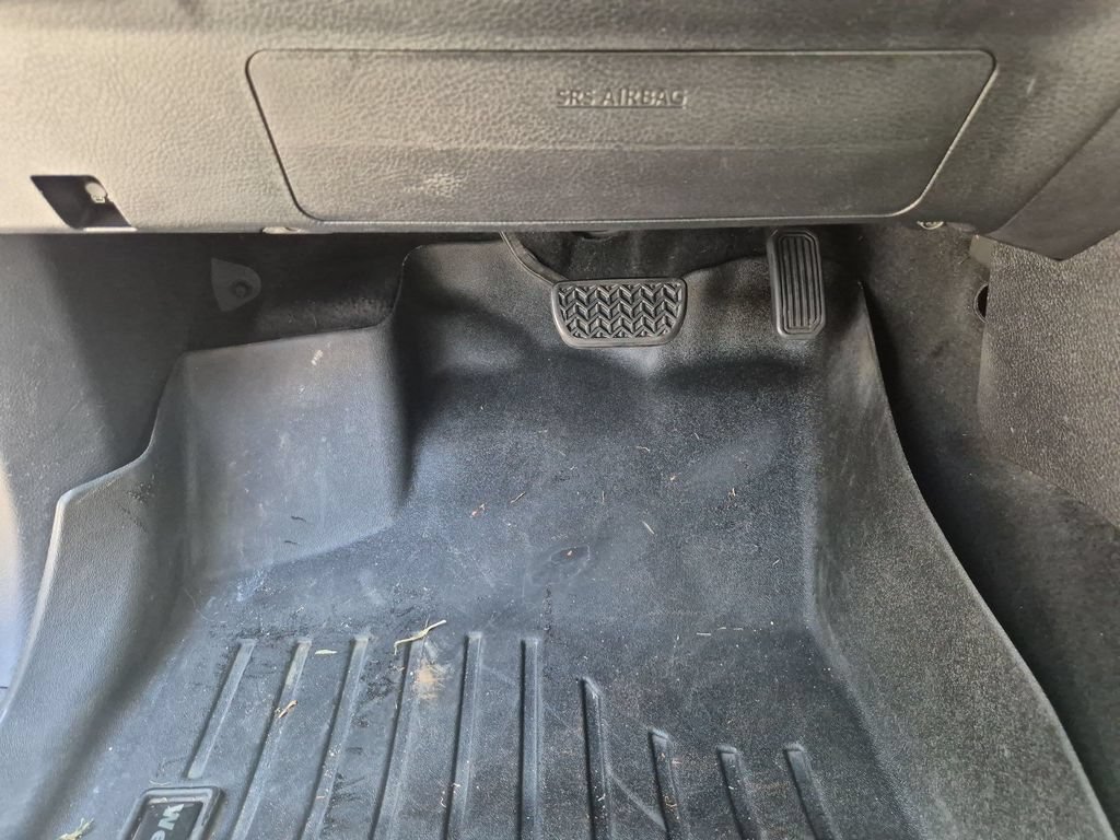 Used 2023 Toyota Tacoma SR5 RWD image 15
