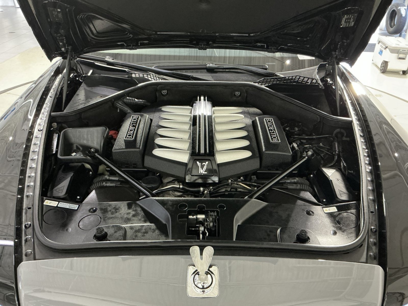 Used 2013 Rolls-Royce Ghost RWD image 29