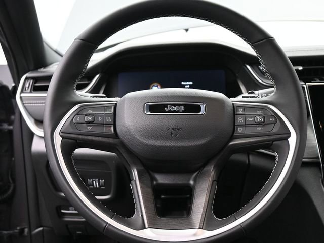 New 2025 Jeep Grand Cherokee L Limited image 30