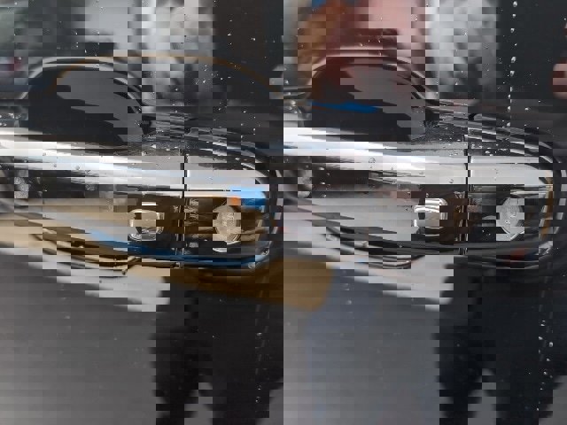 Used 2025 Chevrolet Silverado 1500 LT image 17