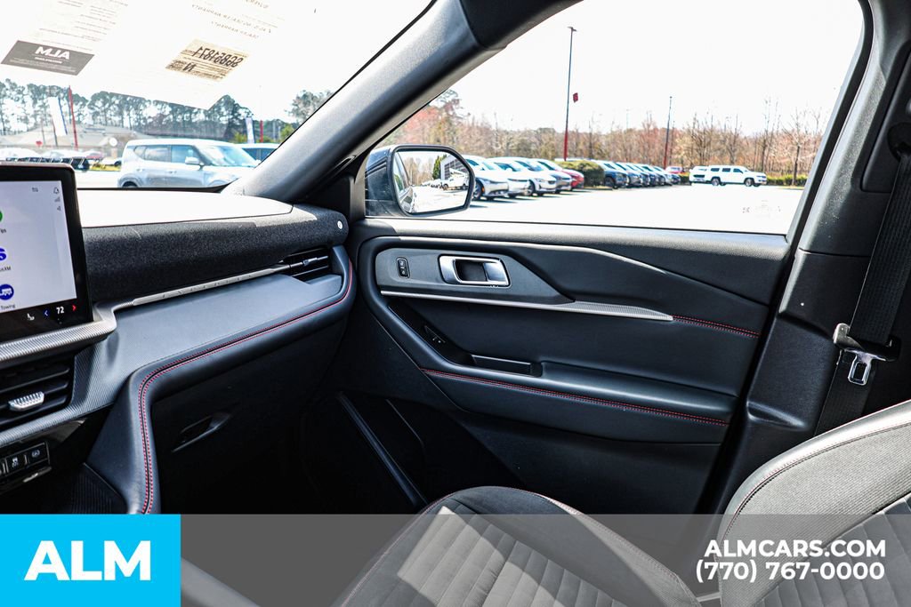 Used 2025 Ford Explorer ST-Line image 49