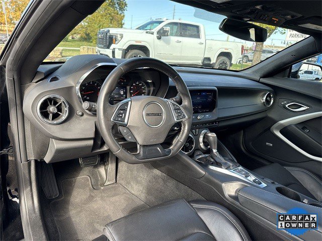 Used 2023 Chevrolet Camaro LT w/ Technology Package image 13