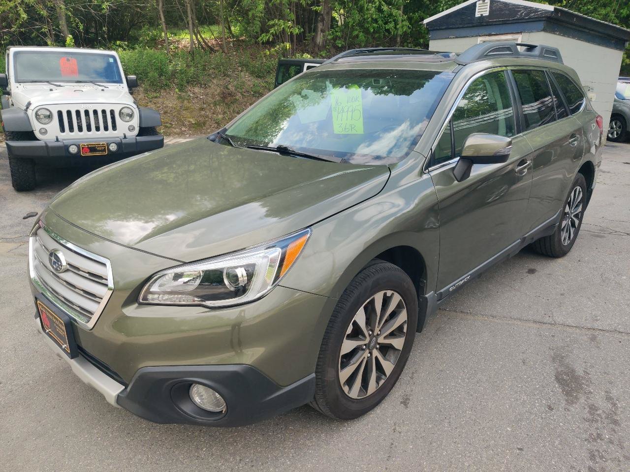 Used 2016 Subaru Outback 3.6R Limited AWD/4WD image 2