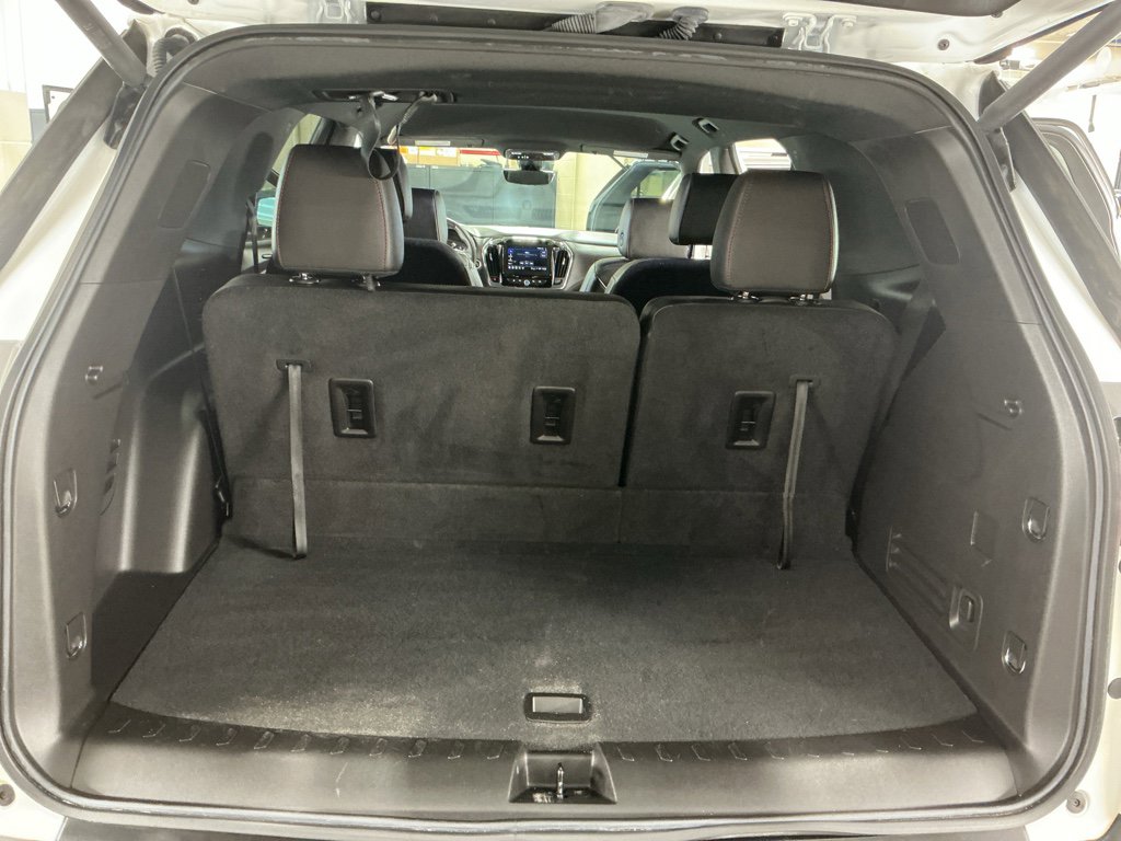 Used 2023 Chevrolet Traverse RS image 15