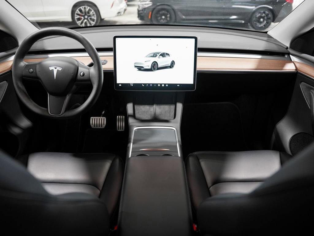 Used 2024 Tesla Model Y Performance AWD/4WD image 18